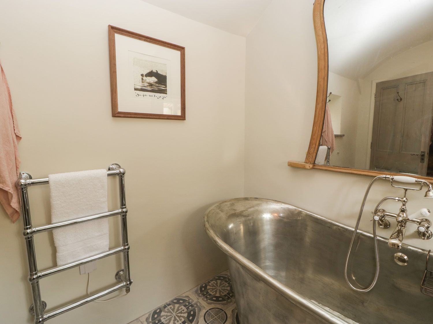 Tin Bath (24)